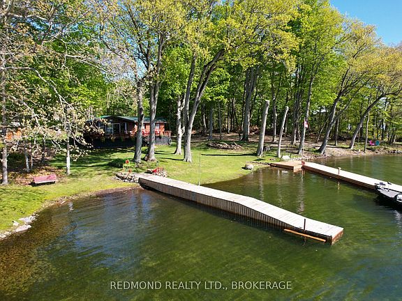 3rd image of 4 Tremont Park Is