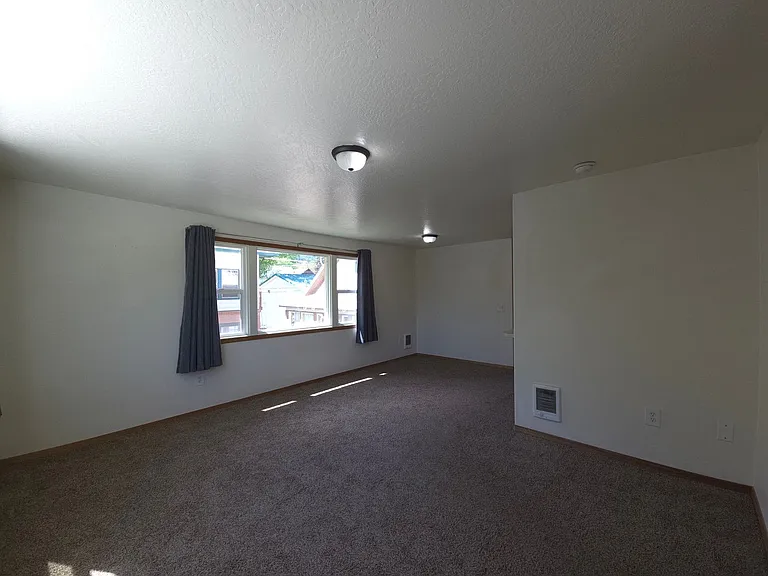 508 Main — Photo 6