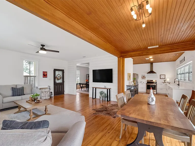 1808 Tabor St — Photo 8