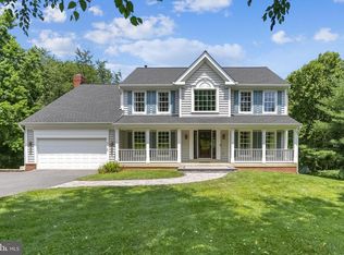 22425 Sweetleaf Ln, Gaithersburg, MD