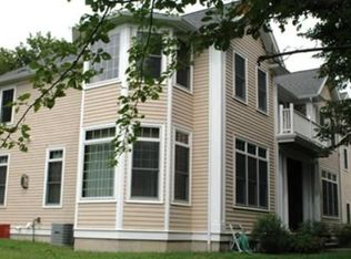 14 Overlook Rd, Wayland, MA 01778
