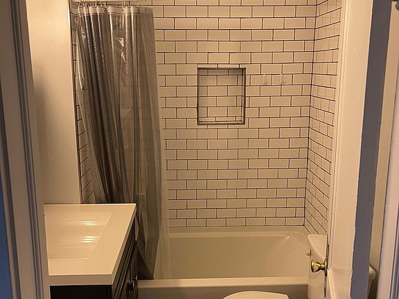 2nd image of 3726 Ruskin Pl #3726