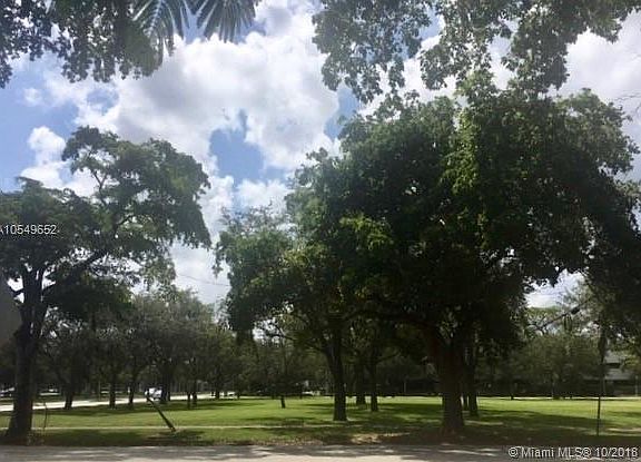2nd image of 5099 Ponce De Leon Blvd #0