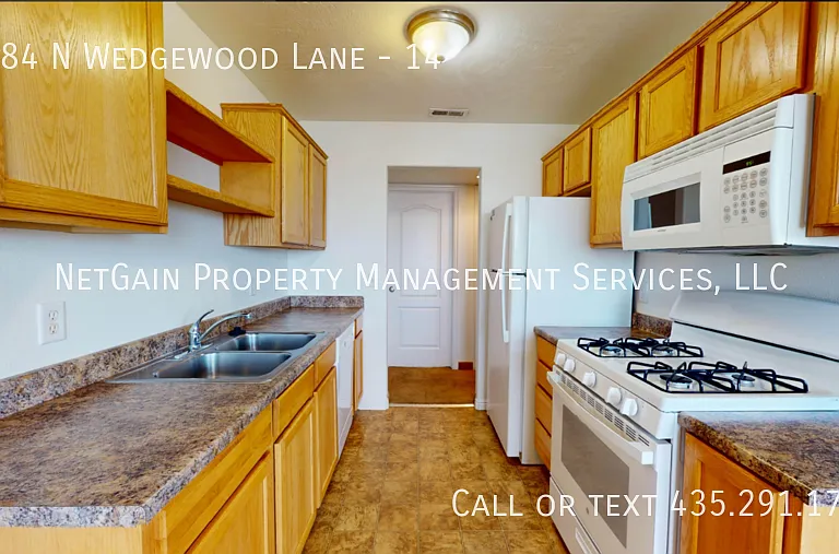 1784 N Wedgewood Ln #14 — Photo 8