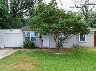 13944 Dennis Ln, Farmers Branch, TX 75234