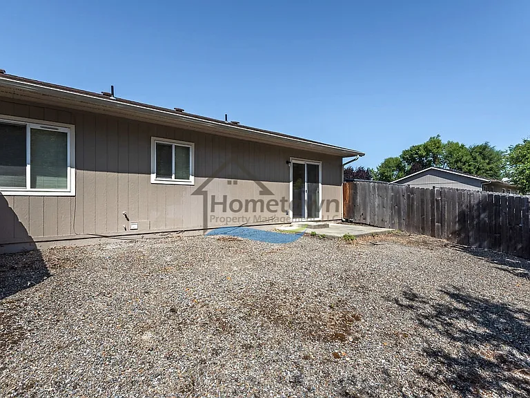 3520-E3 N 15th St — Photo 18