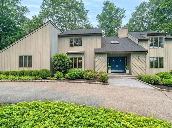 69 Indian Hill Road, Mount Kisco, NY 10549