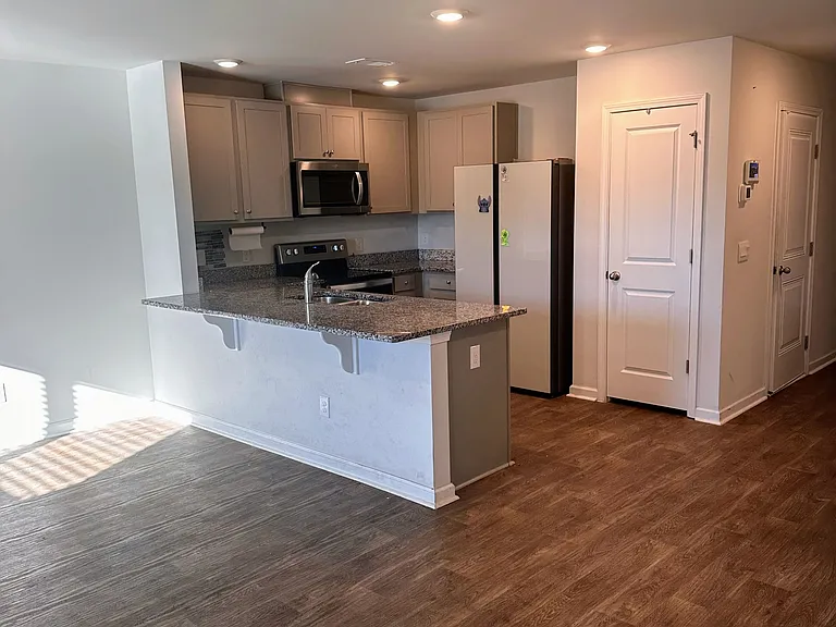 459 Salvia Rd #MAIN — Photo 4