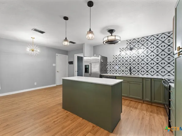 404 W Voelter Ave, Killeen, TX 76541