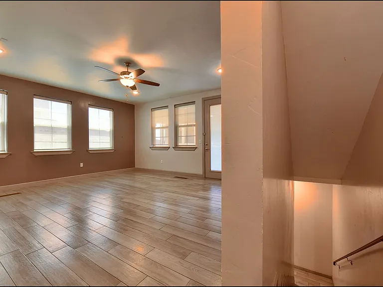 312 Vin Almoradi Ct — Photo 8