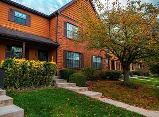 9 Fairway Ct, Lawrence Township, NJ 08648