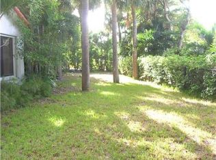 141 SE Wavecrest Way, Boca Raton, FL 33432