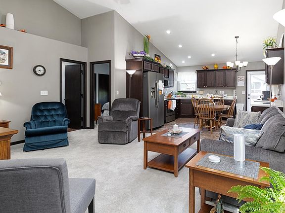 5th image of 4033 Mourning Dove Dr