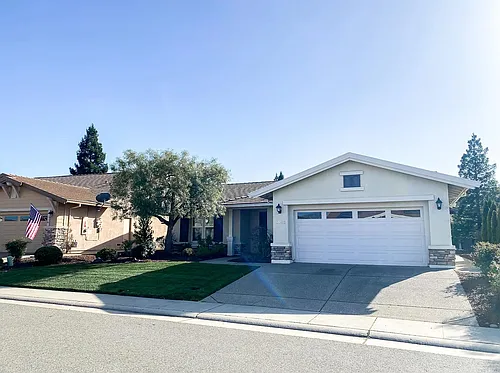 2451 Blue Heron Loop Photo 1