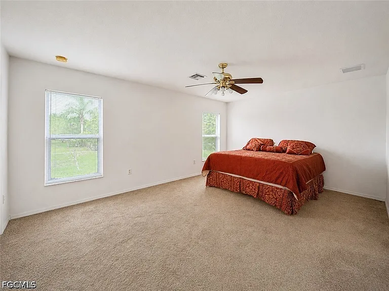 20 Hampton Ave — Photo 11