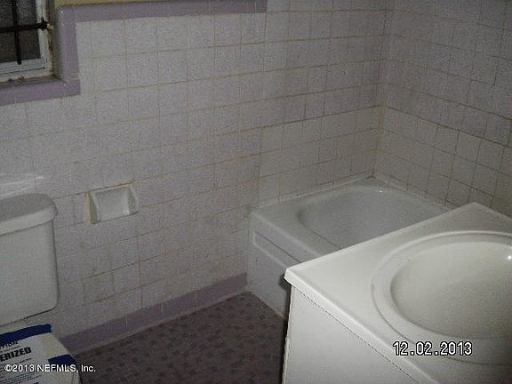 5th image of 1625 E 20th St