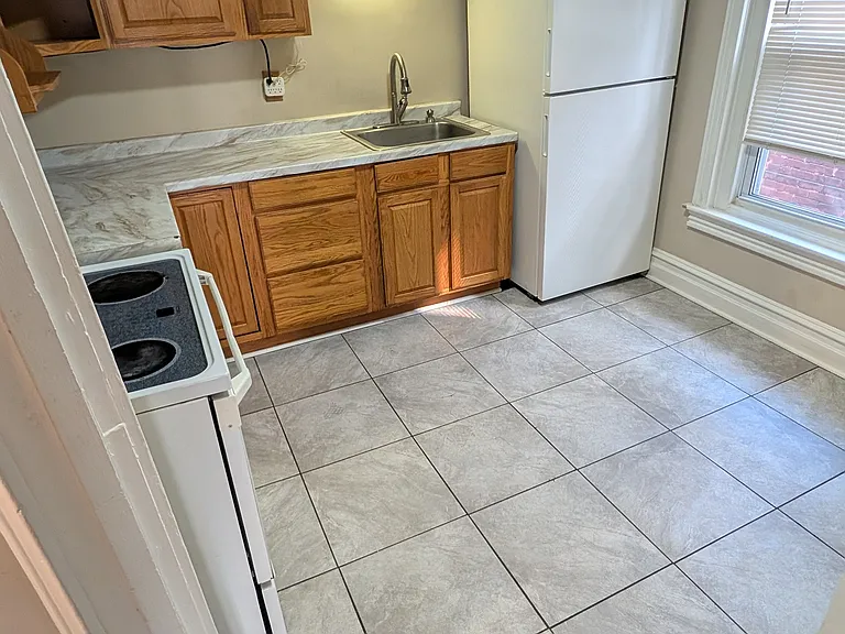 238 S Madison St #2 — Photo 10
