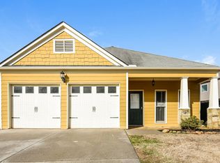 49 Celtic Ct, Adairsville, GA 30103