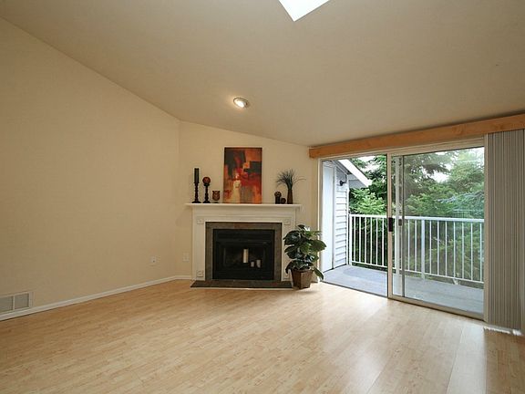 4th image of 4106 Factoria Blvd SE APT 309