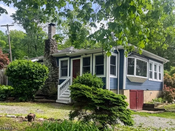 32 Laurel Drive, Jefferson Twp., NJ 07438
