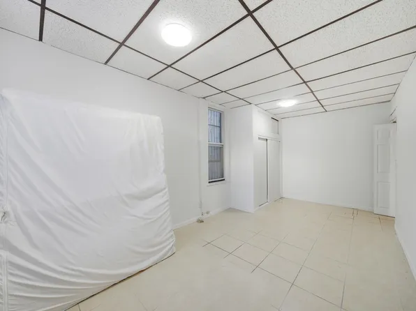 222 47th Street image 17 of 25