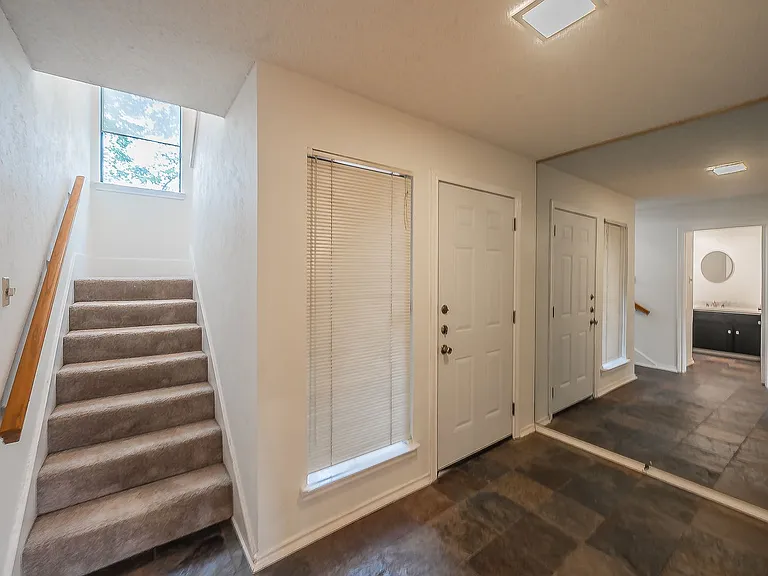 3704 Hulen Park Dr — Photo 22
