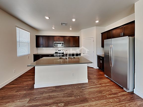 5th image of 21383 S 231st St