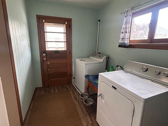 4th image of 612 E Beaver Ave