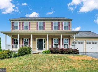18 Wargo Ln, Dillsburg, PA 17019