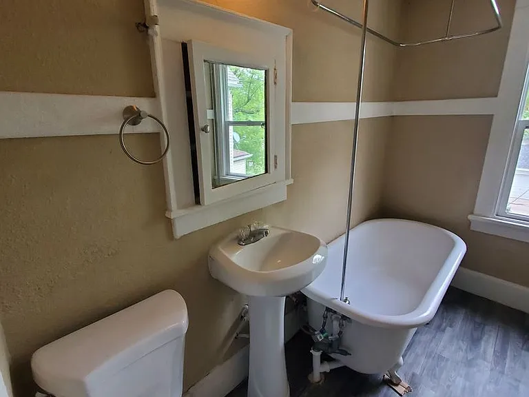 2571-2571A N 34th St. (Duplex) — Photo 4
