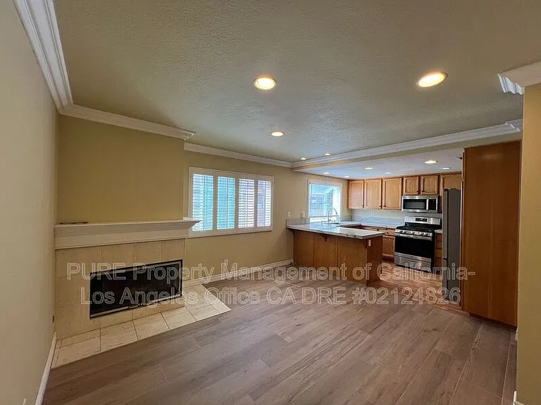 2300 Maple Ave #44 — Photo 7