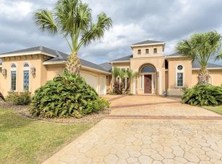 20 Country Clb, Laguna Vista, TX 78578