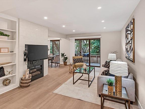 2nd image of 20812 4th St APT 6