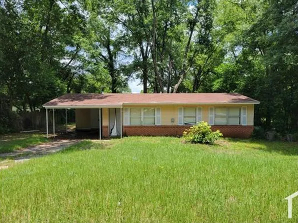 2419 Adger Rd, Macon, GA 31206