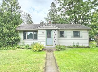 813 E 2nd St S, Ladysmith, WI 54848