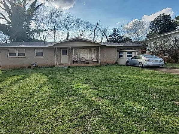 3213 Deerfield Rd NW, Huntsville, AL 35810