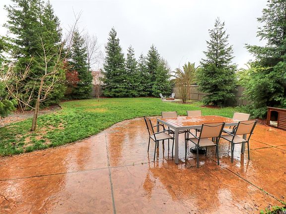 5th image of 5600 Bridgecross Dr