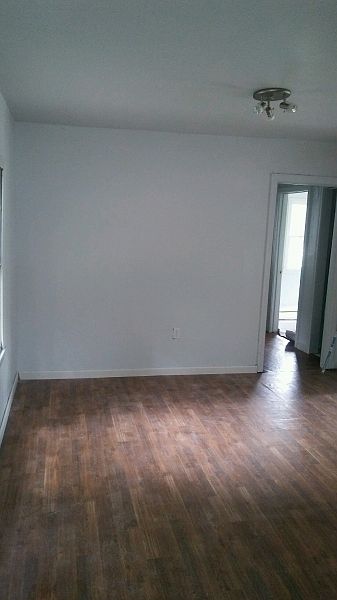 2nd image of 147 Arbor Hill Dr