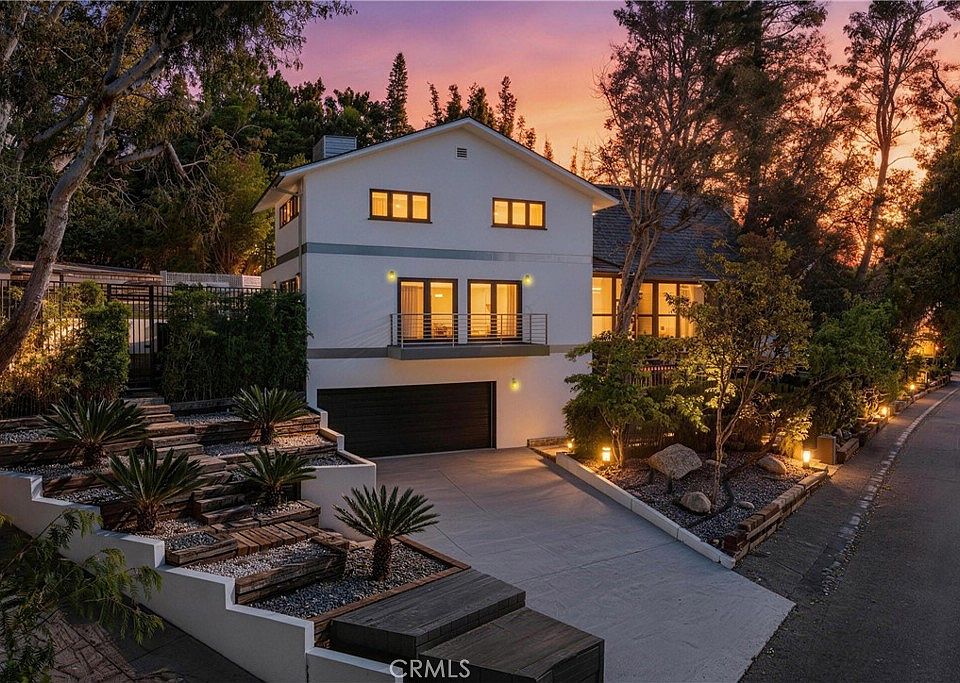 1st image of 9653 Oak Pass Rd