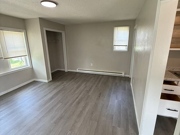 3rd image of 1897 Clarke Dr #3