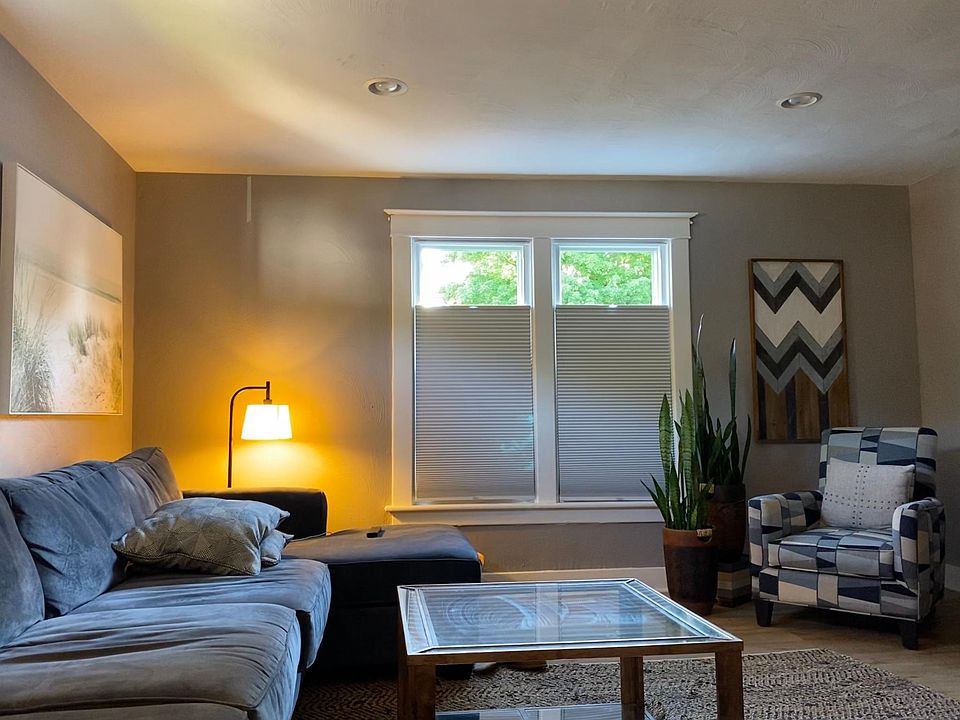 2nd image of 255 Valparaiso St #3