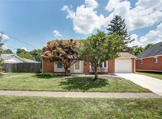 306 Applegate Rd, Englewood, OH 45322