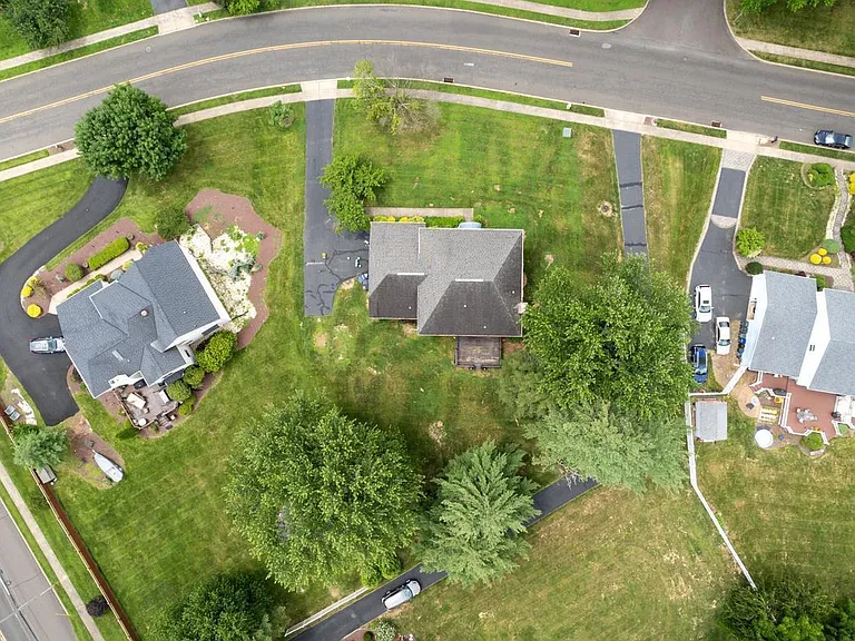 3 Tanyard Rd — Photo 43