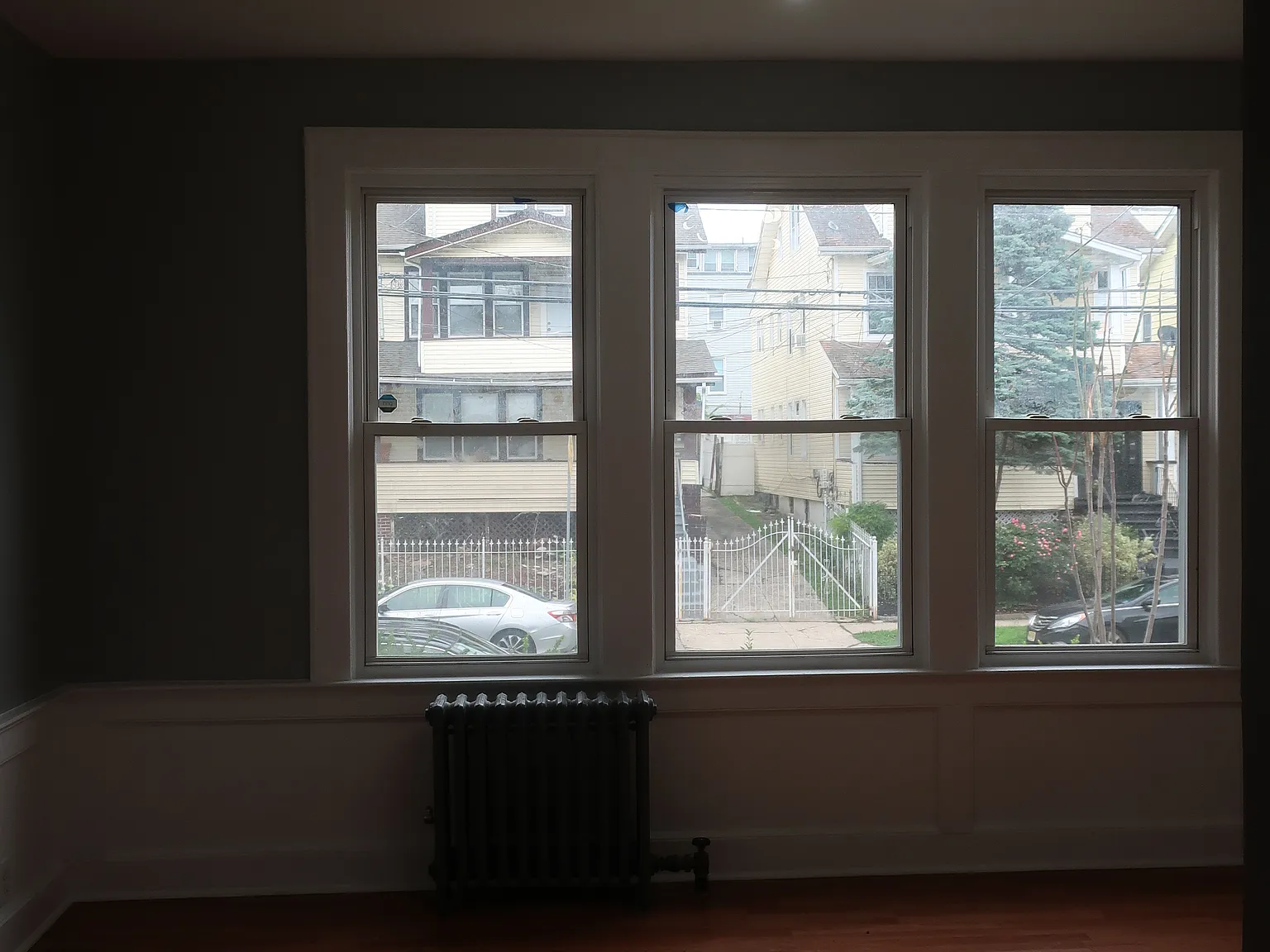 3 bed, $2,300 — Photo 2
