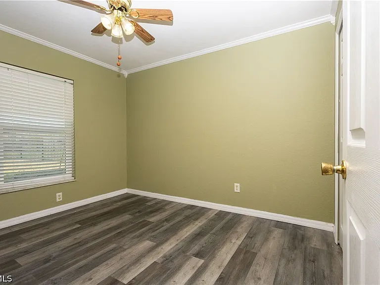 25324 Lychee Ct — Photo 10