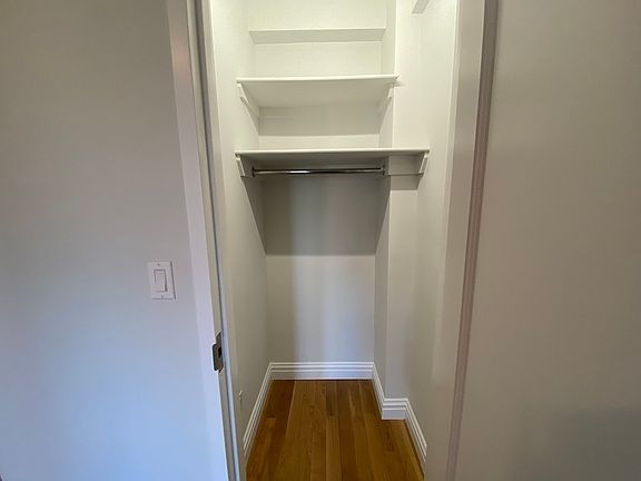 4th image of 210 W 70th St APT 703