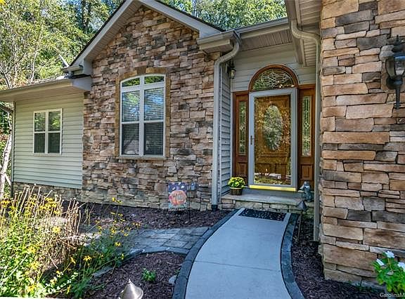 3rd image of 108 Cimarron Blvd