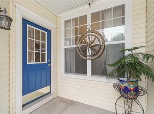 27 Cornwall Ln, Middletown, NY 10940