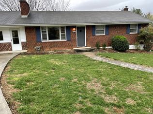 828 Clearwater Ave, Roanoke, VA 24019