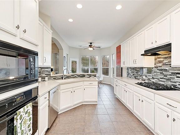 3rd image of 10300 Dalea Vista Ct